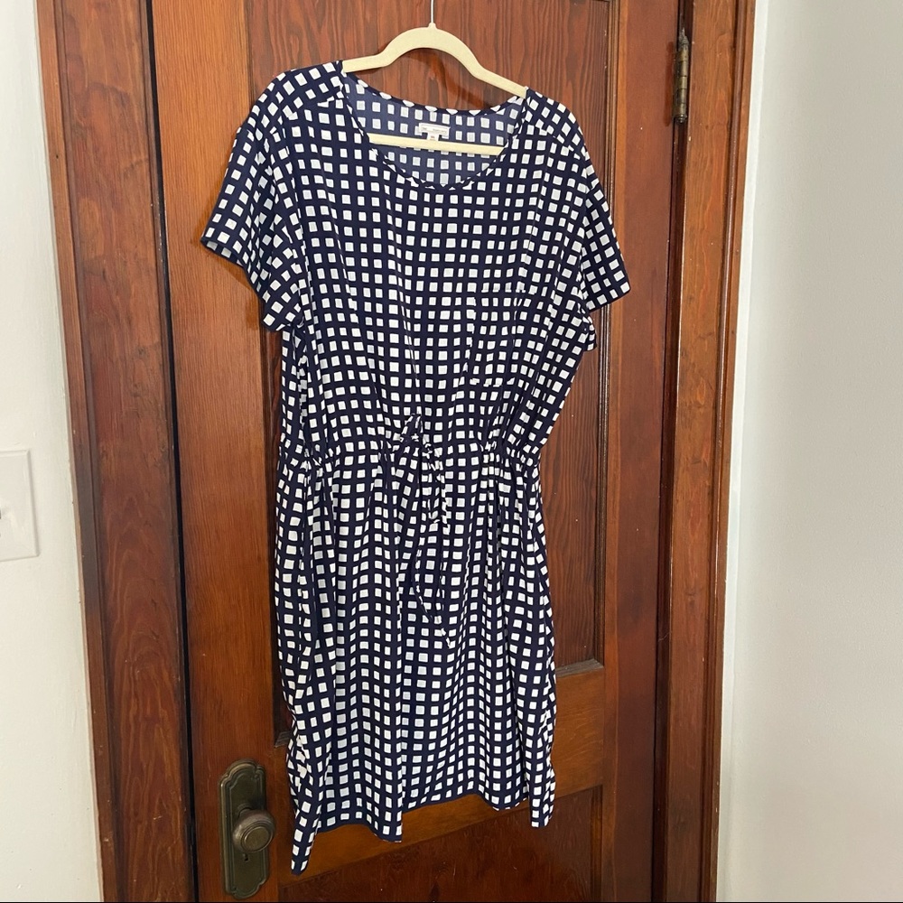 Gap: Navy/White dress, Size XXL